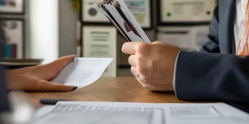 物业能给租户开证明吗？