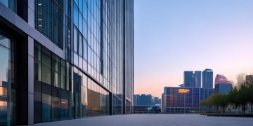 天明国际中心是由什么物业进行管理的呢？
